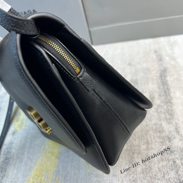 Balenciaga專櫃爆款小牛皮肩背女包 巴黎世家手提豆腐包 款號：644205 fyj1120